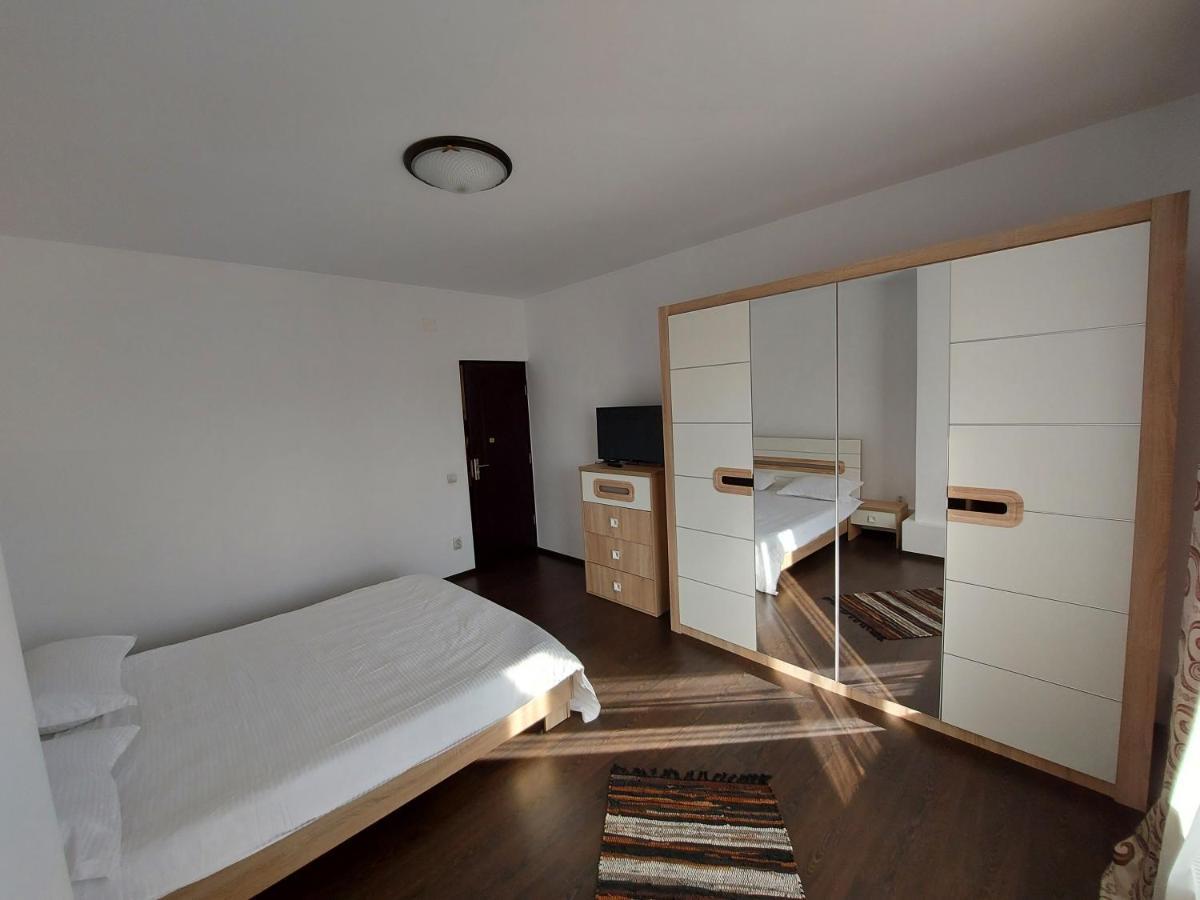 Jolie Suites Brăila Exterior foto