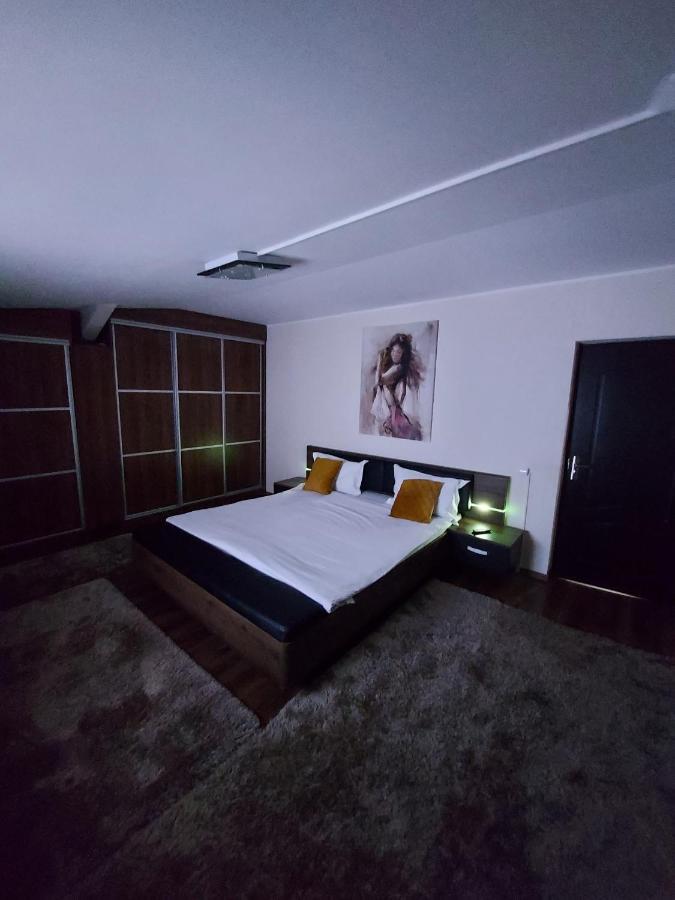 Jolie Suites Brăila Exterior foto